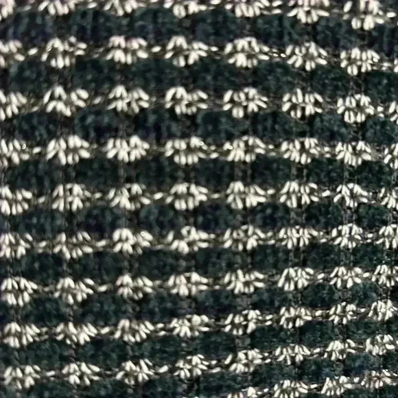 Designer Brand Dagg and Stacey  Cropped Mock Turtleneck Sweater Size Lg - Picture 5 of 8